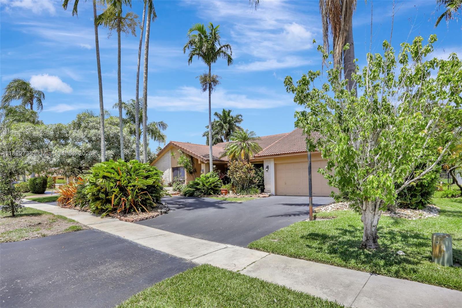 1180 NW 100th Way