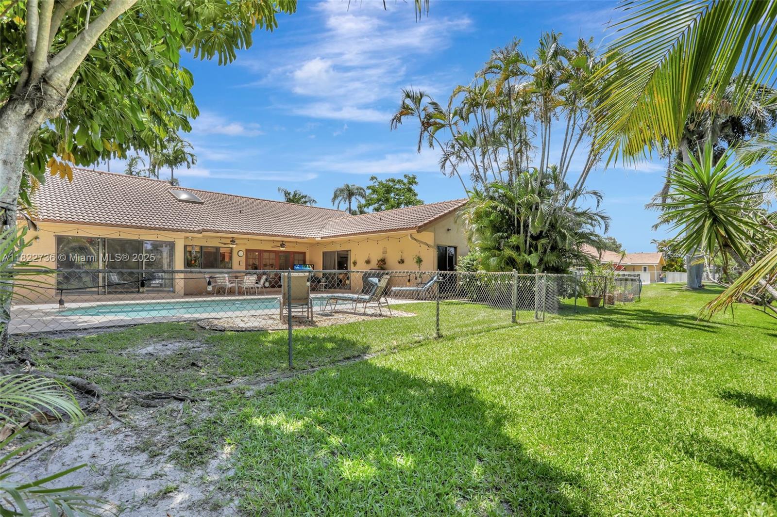 1180 NW 100th Way