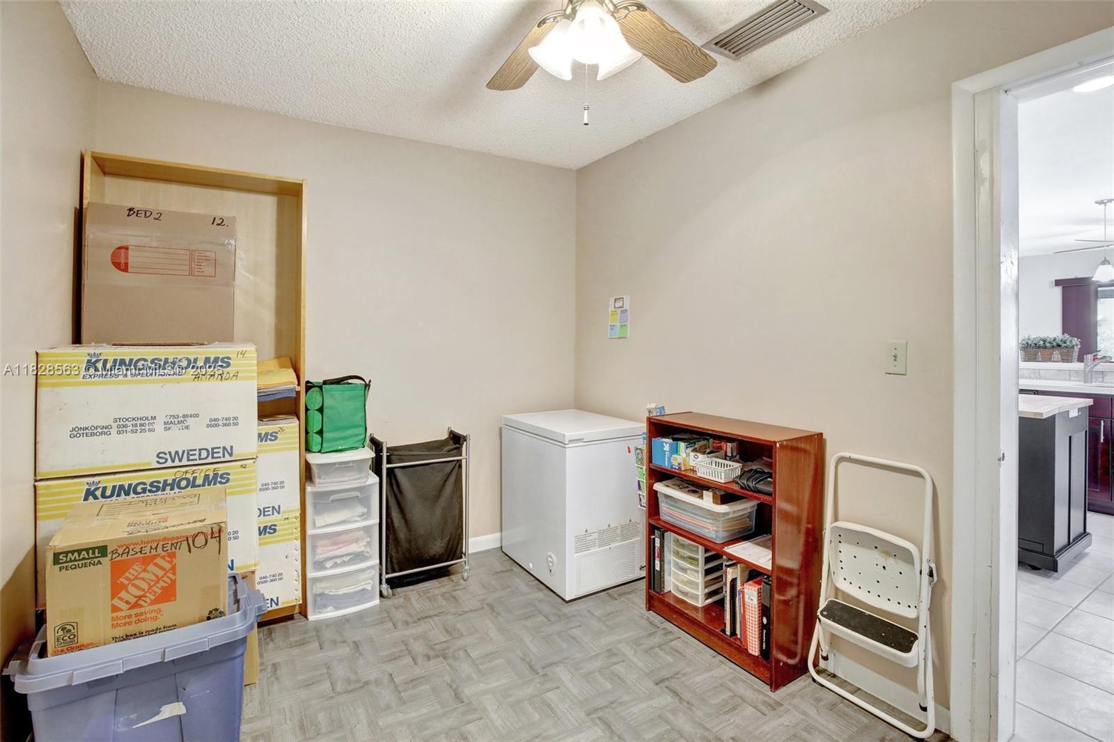 9081 NW 45th St