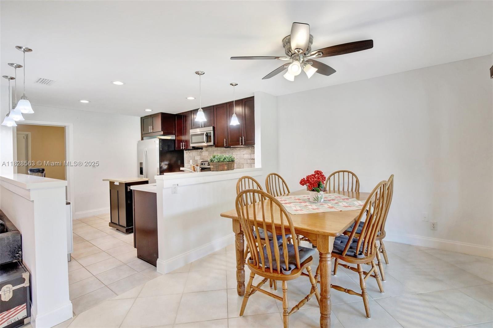 9081 NW 45th St