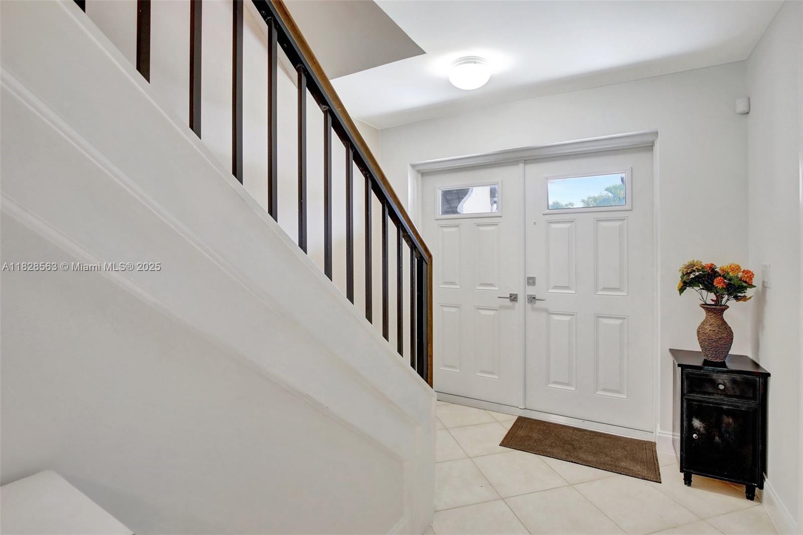 9081 NW 45th St