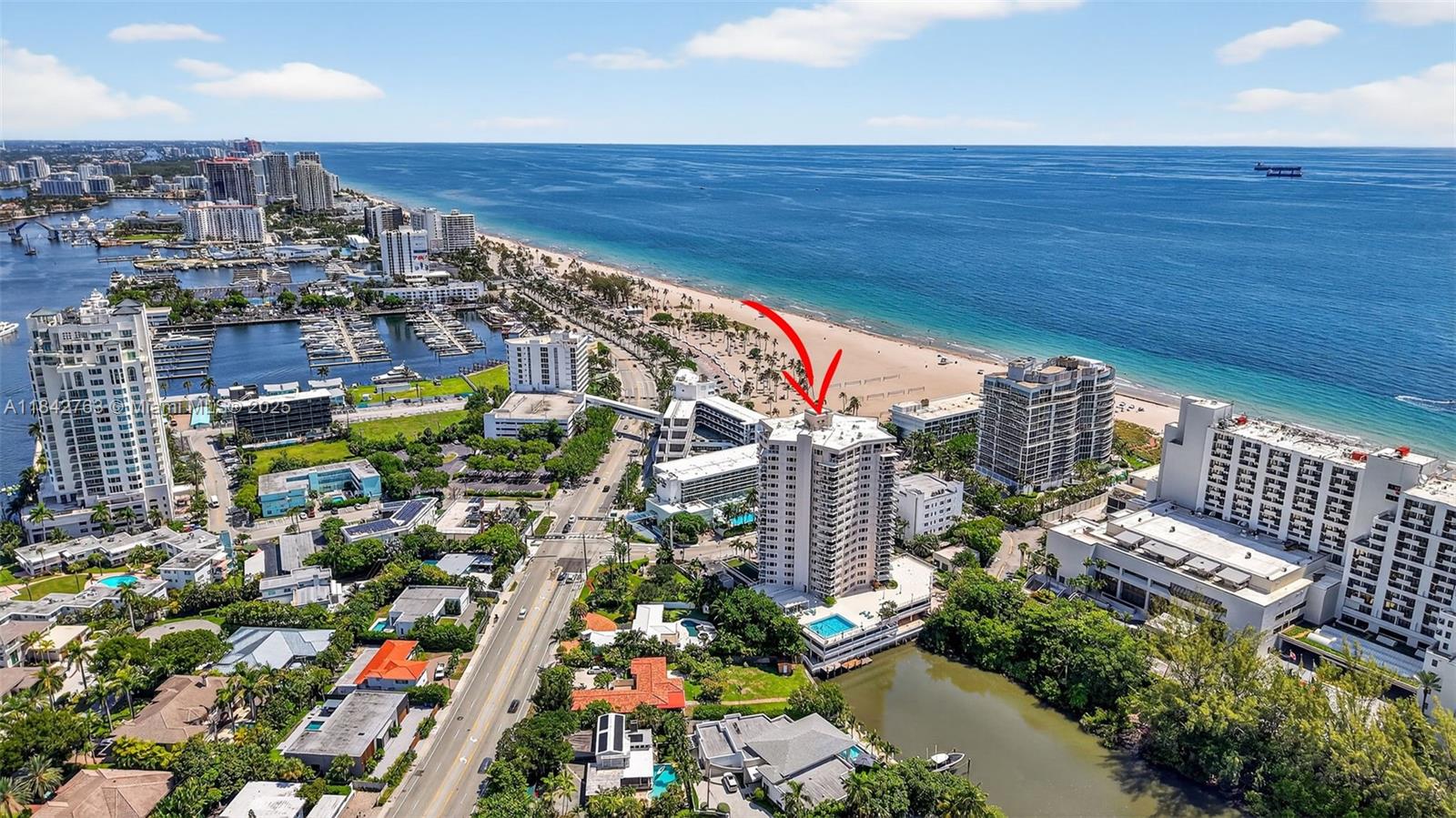 3000 Holiday Dr # 1102