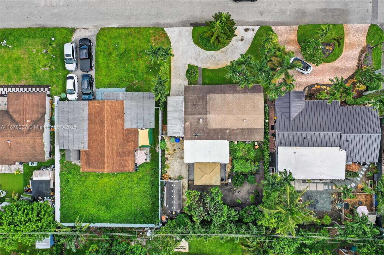 8210 NW 10th St