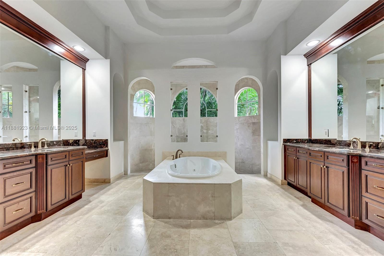 3203 W Stonebrook Cir