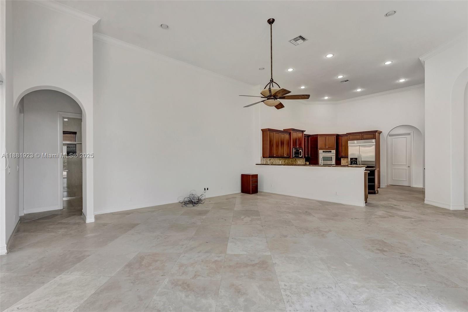 3203 W Stonebrook Cir