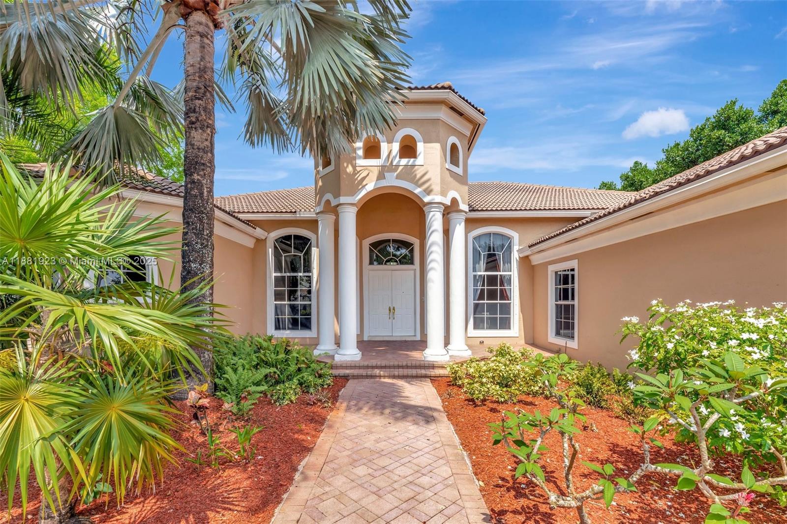 3203 W Stonebrook Cir