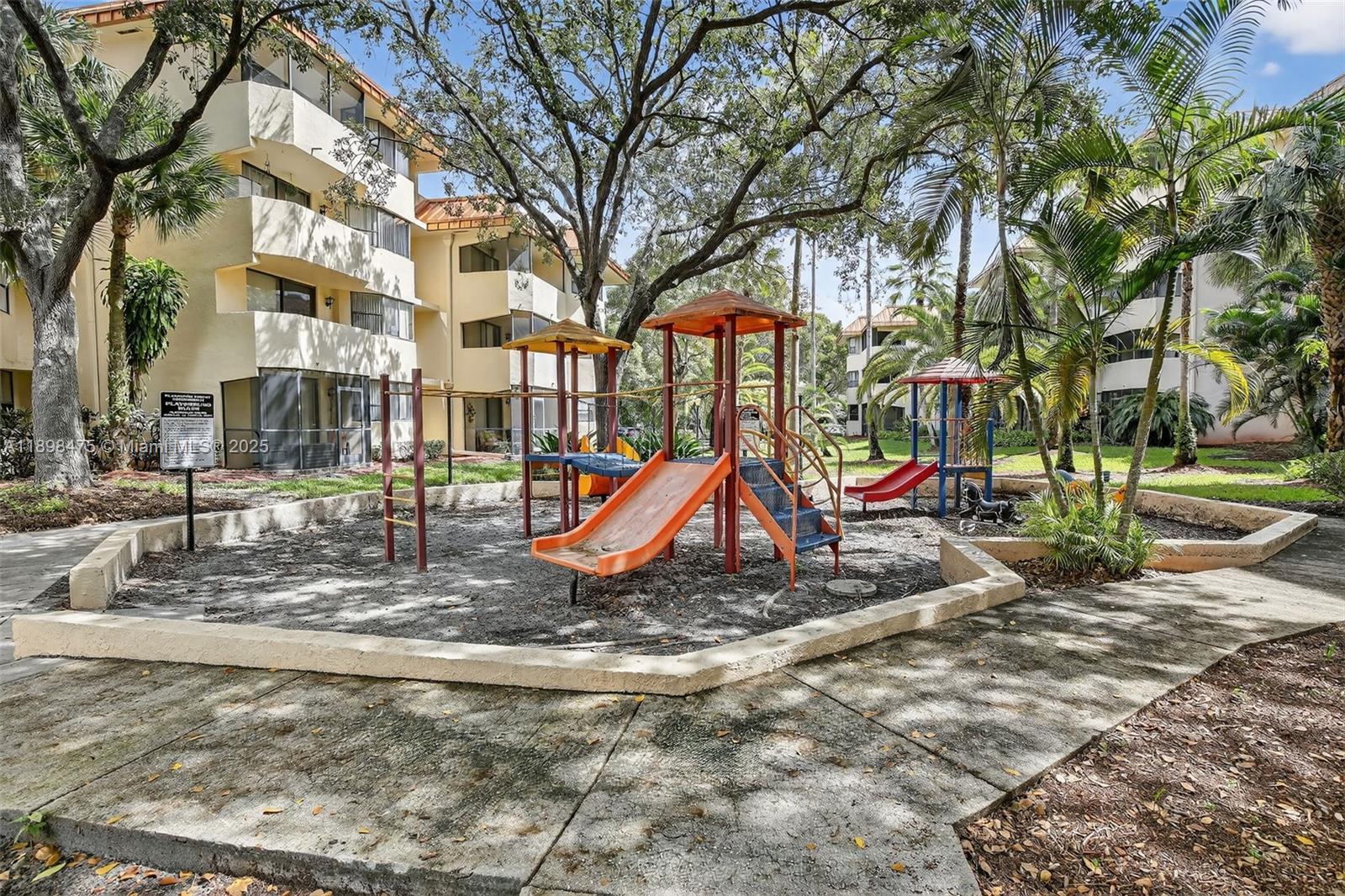 7401 NW 16th St # 307