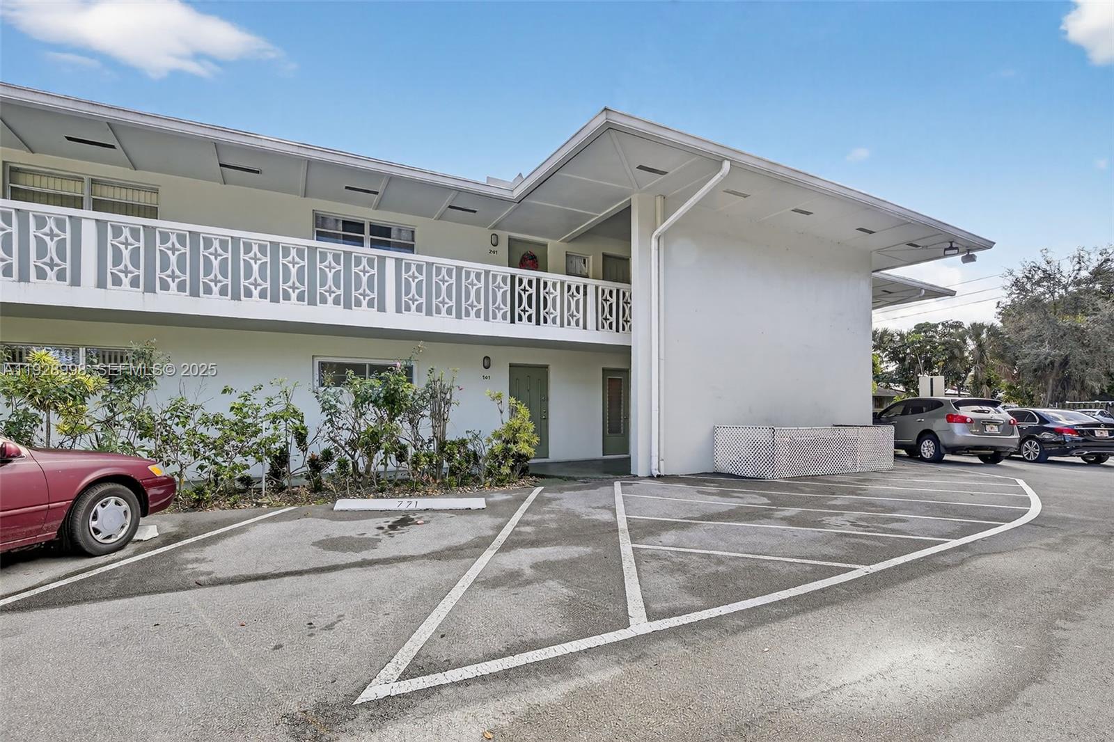 4200 NW 3rd Ct # 141