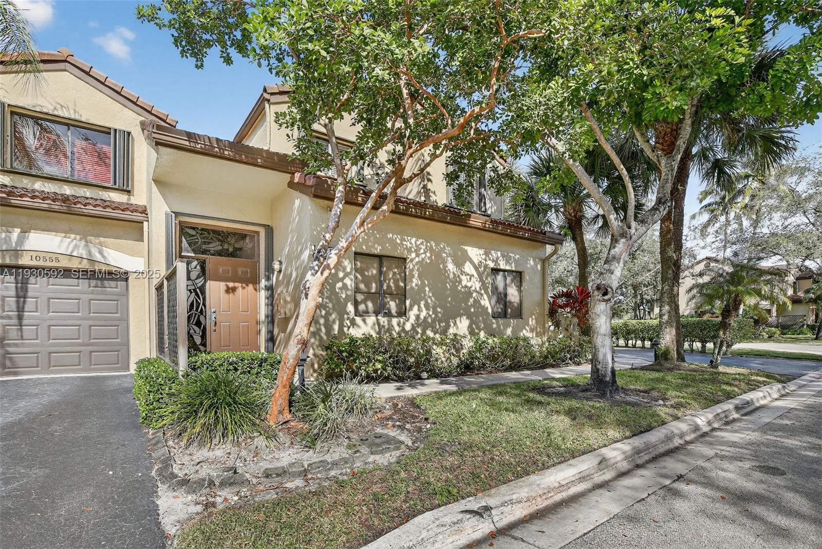 10553 NW 10th Ct # 140 Unit: D-140