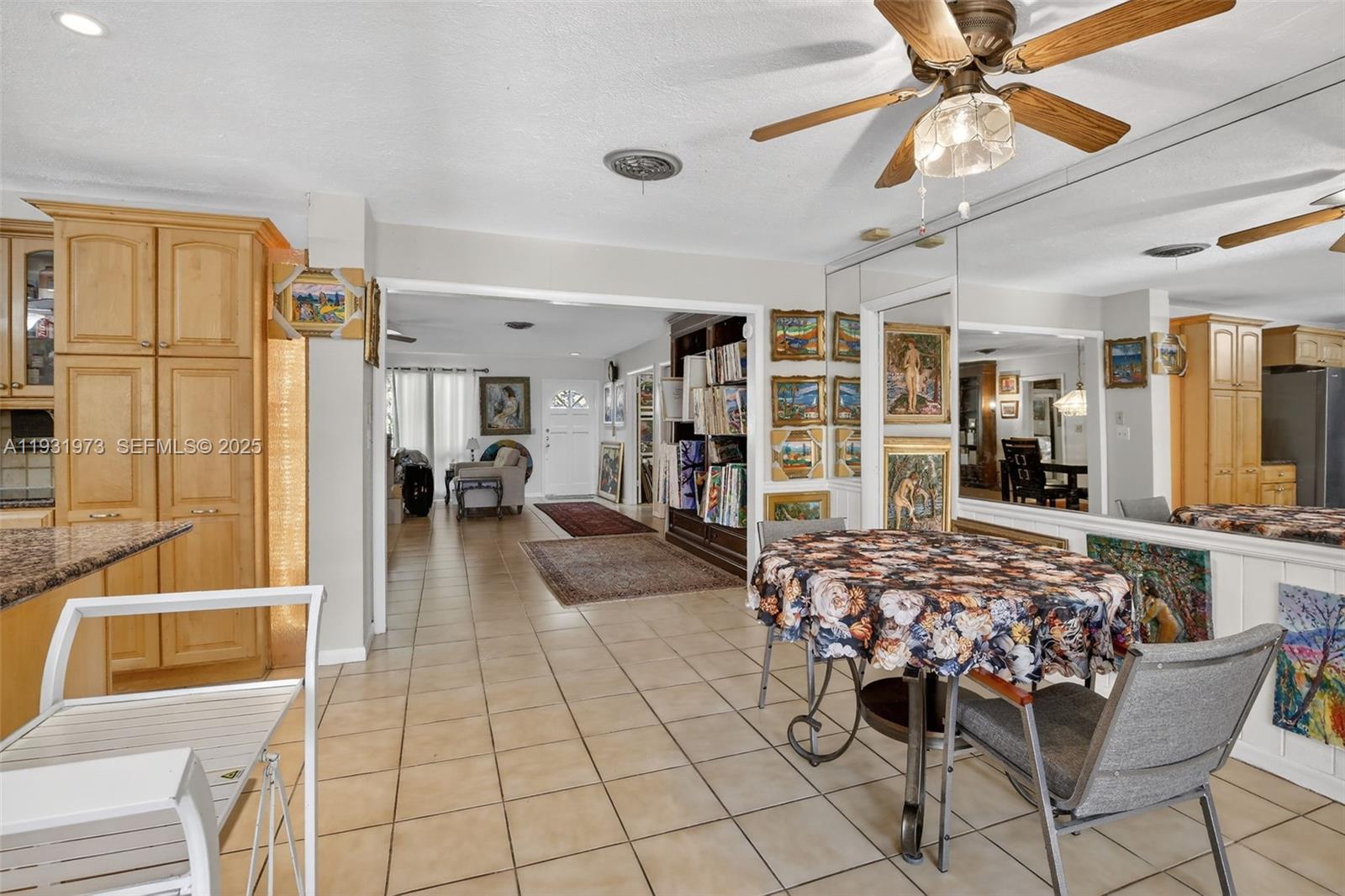 1051 W Tropical Way