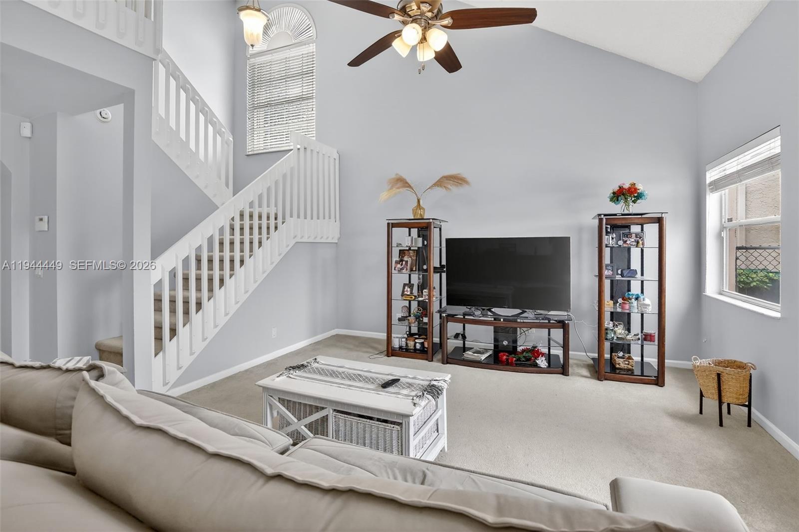9481 Oak Grove Cir