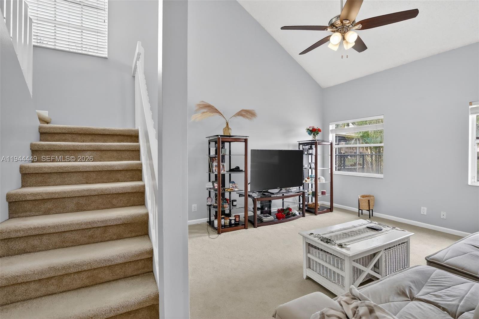 9481 Oak Grove Cir