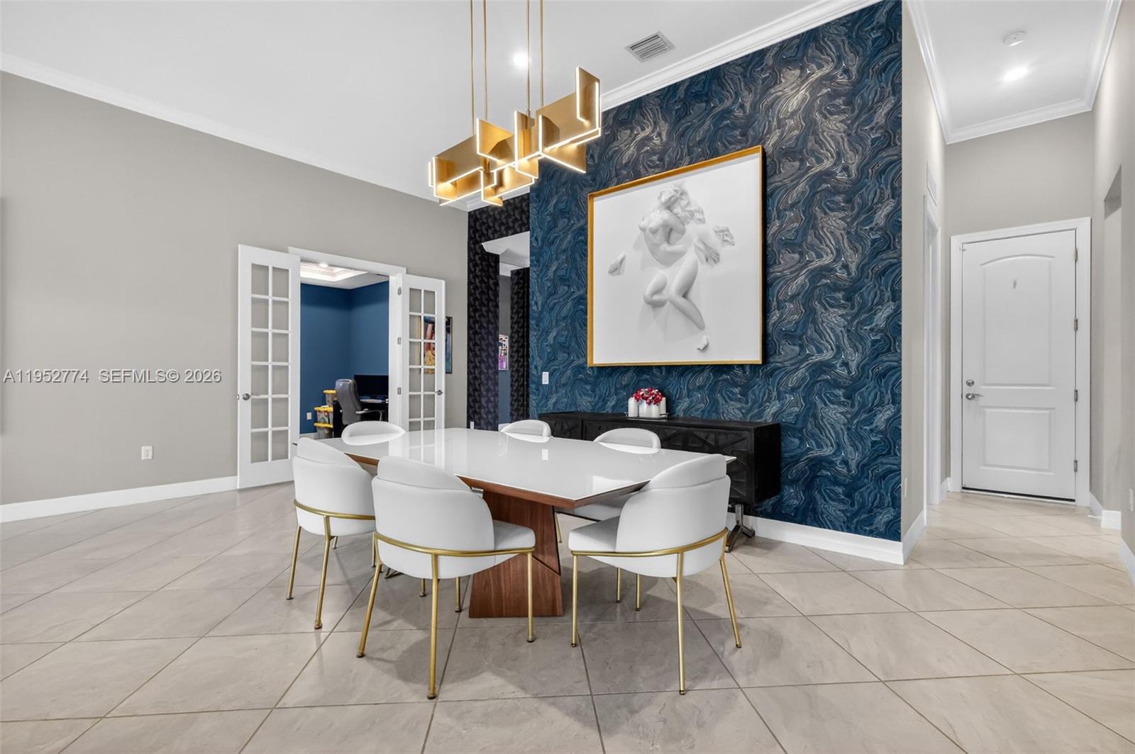 8426 Vaulting Dr