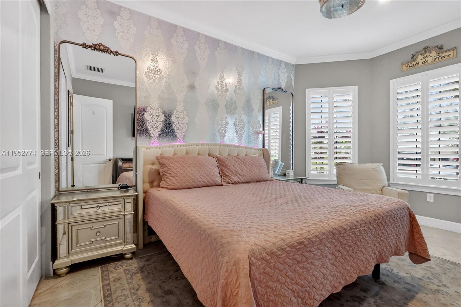 8426 Vaulting Dr