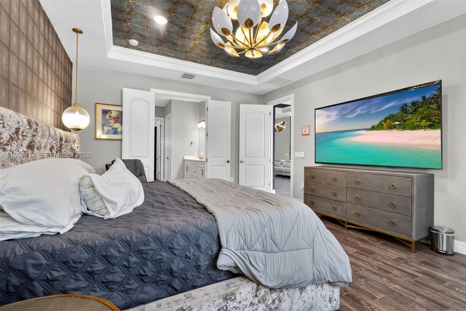 8426 Vaulting Dr