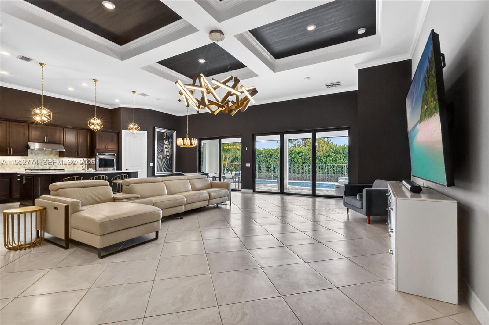 8426 Vaulting Dr