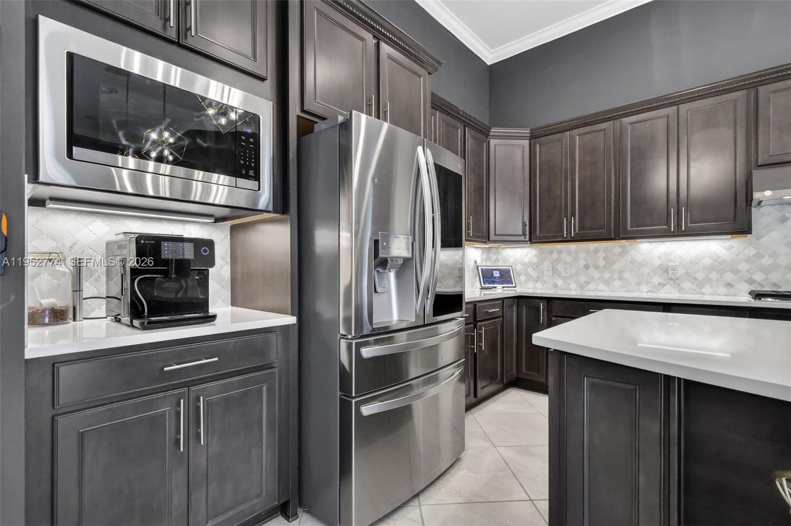 8426 Vaulting Dr