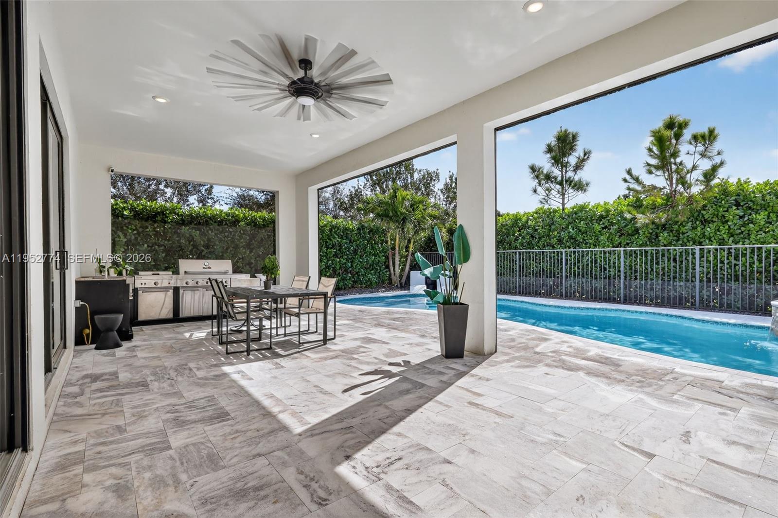 8426 Vaulting Dr