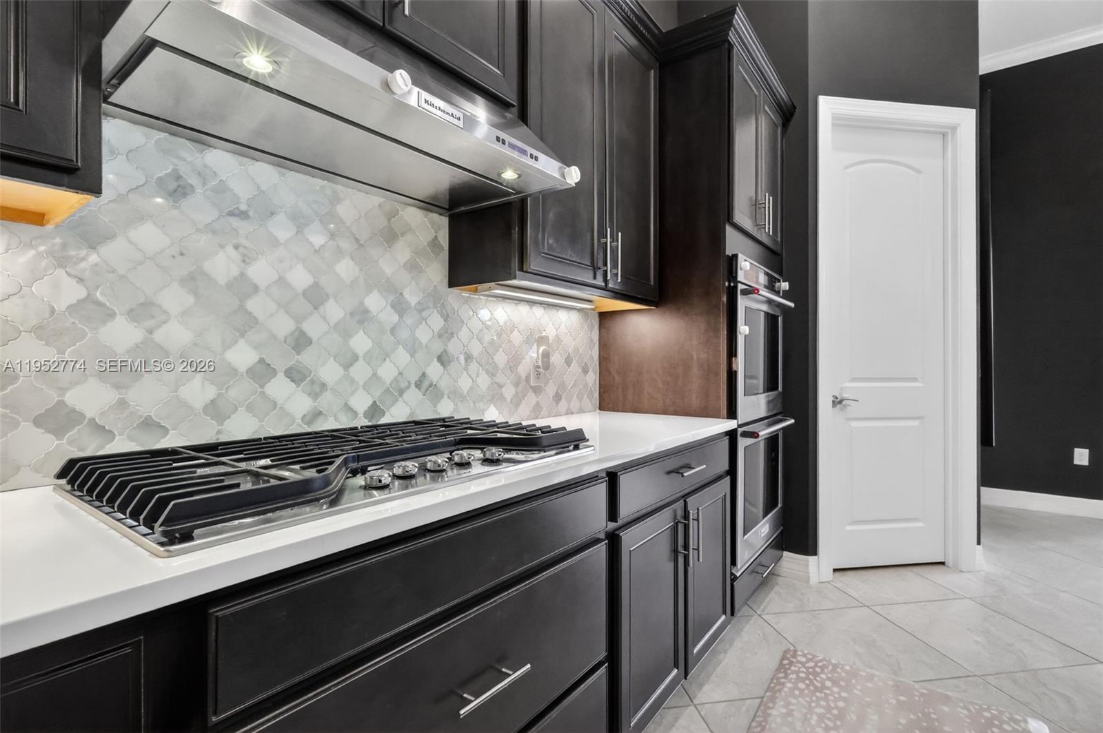 8426 Vaulting Dr