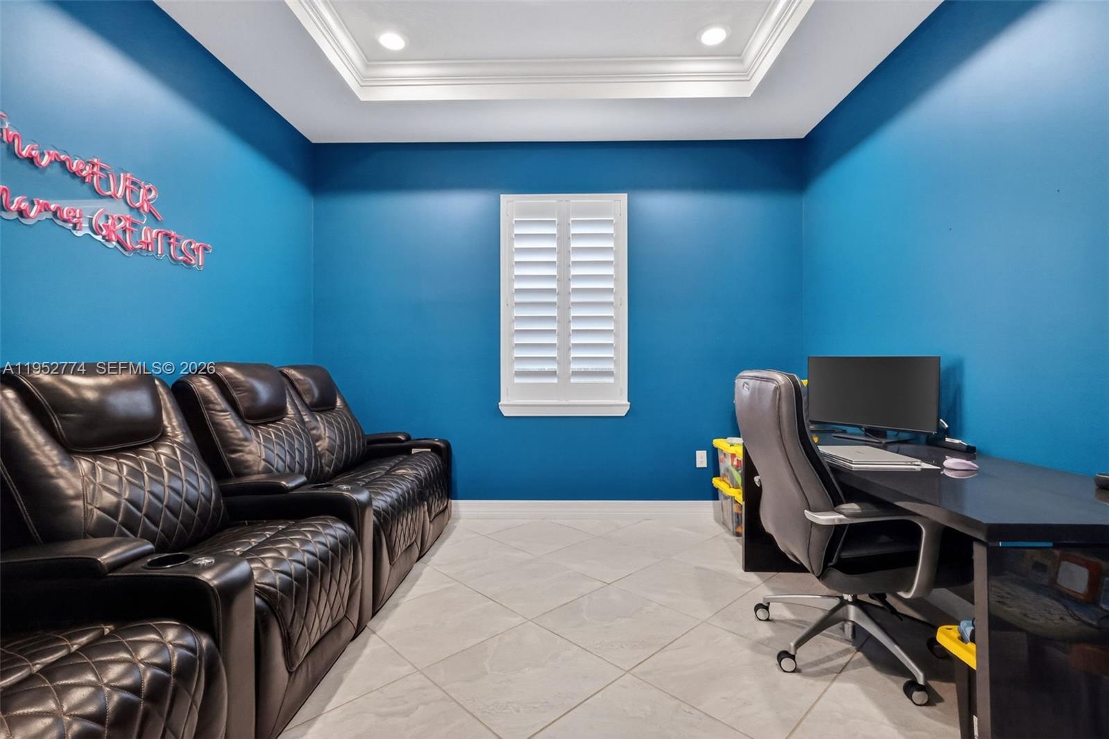 8426 Vaulting Dr