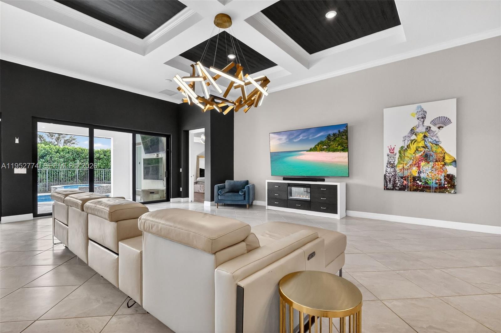 8426 Vaulting Dr