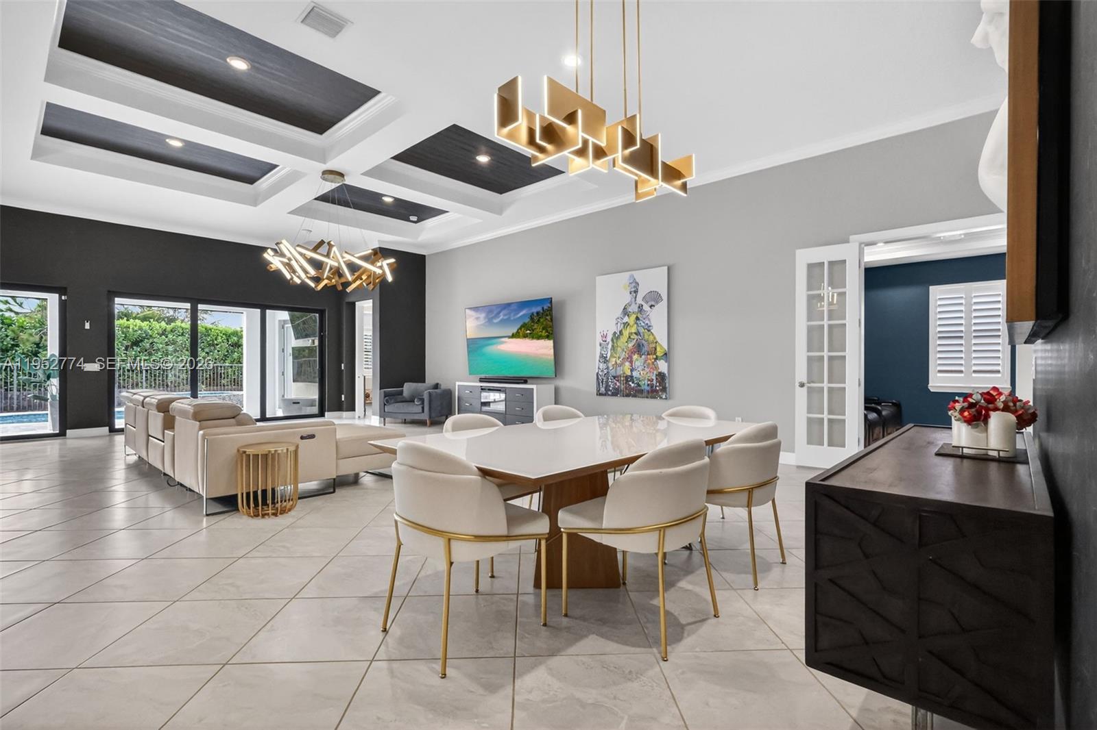 8426 Vaulting Dr