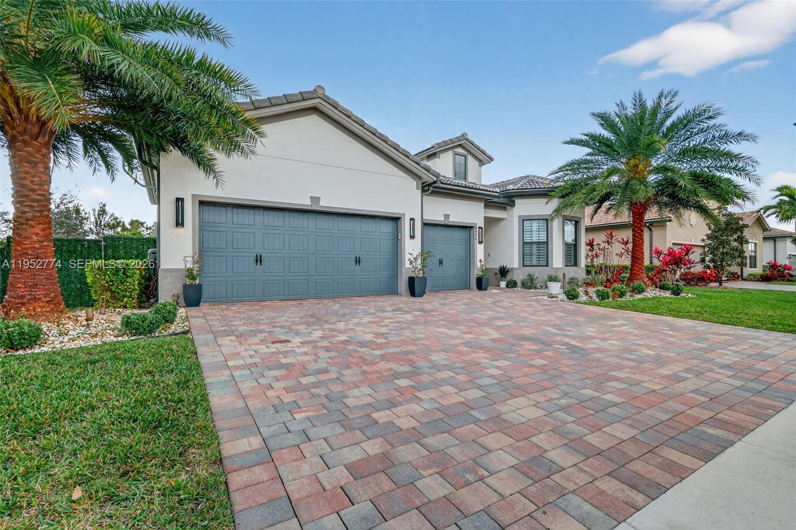 8426 Vaulting Dr