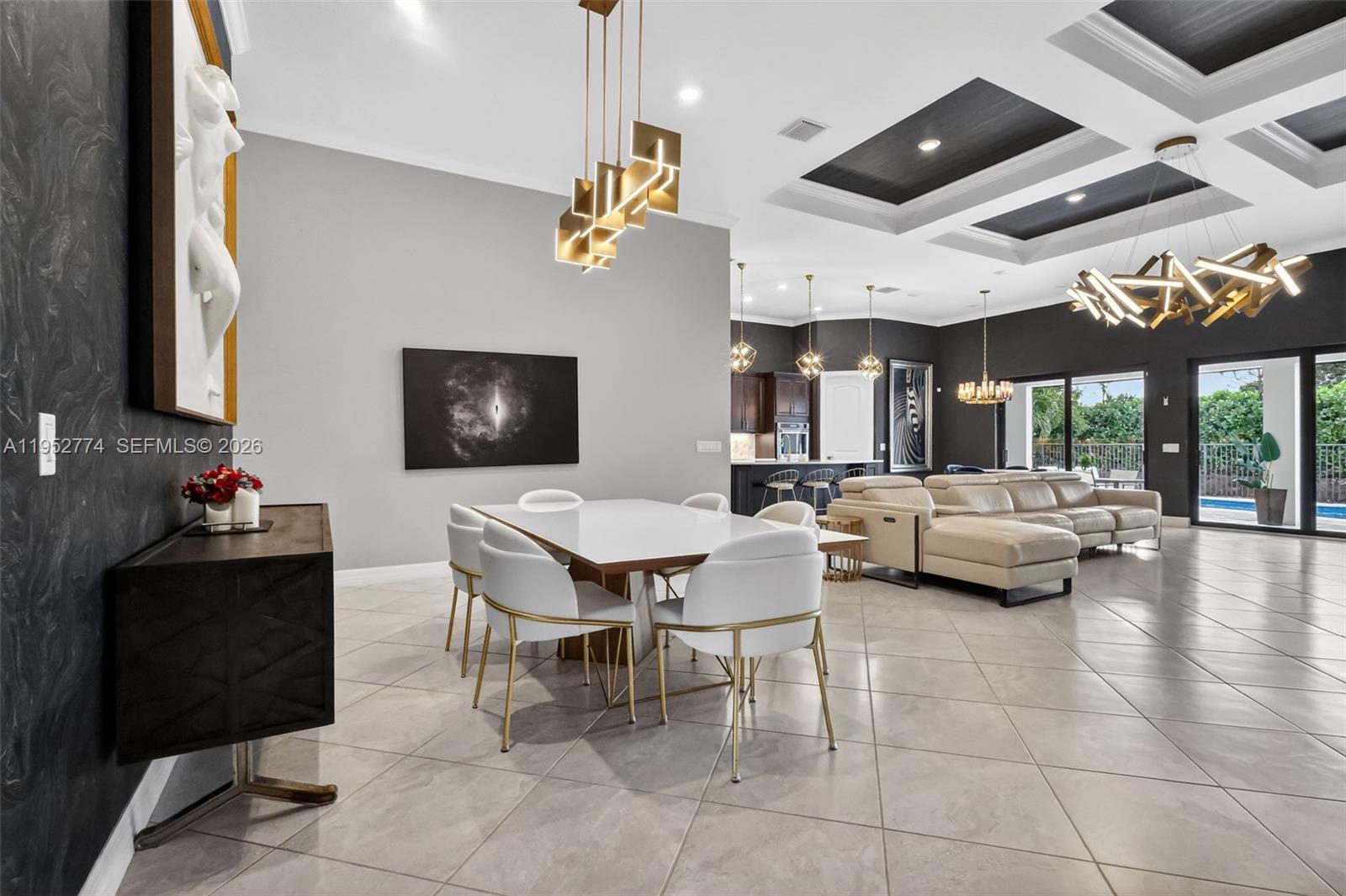 8426 Vaulting Dr