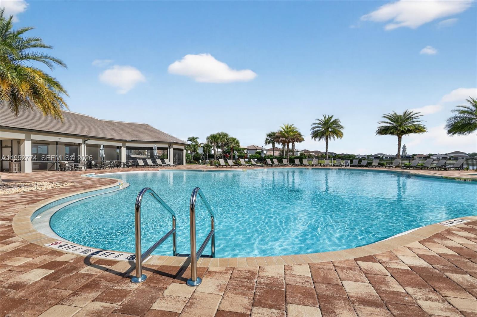 8426 Vaulting Dr