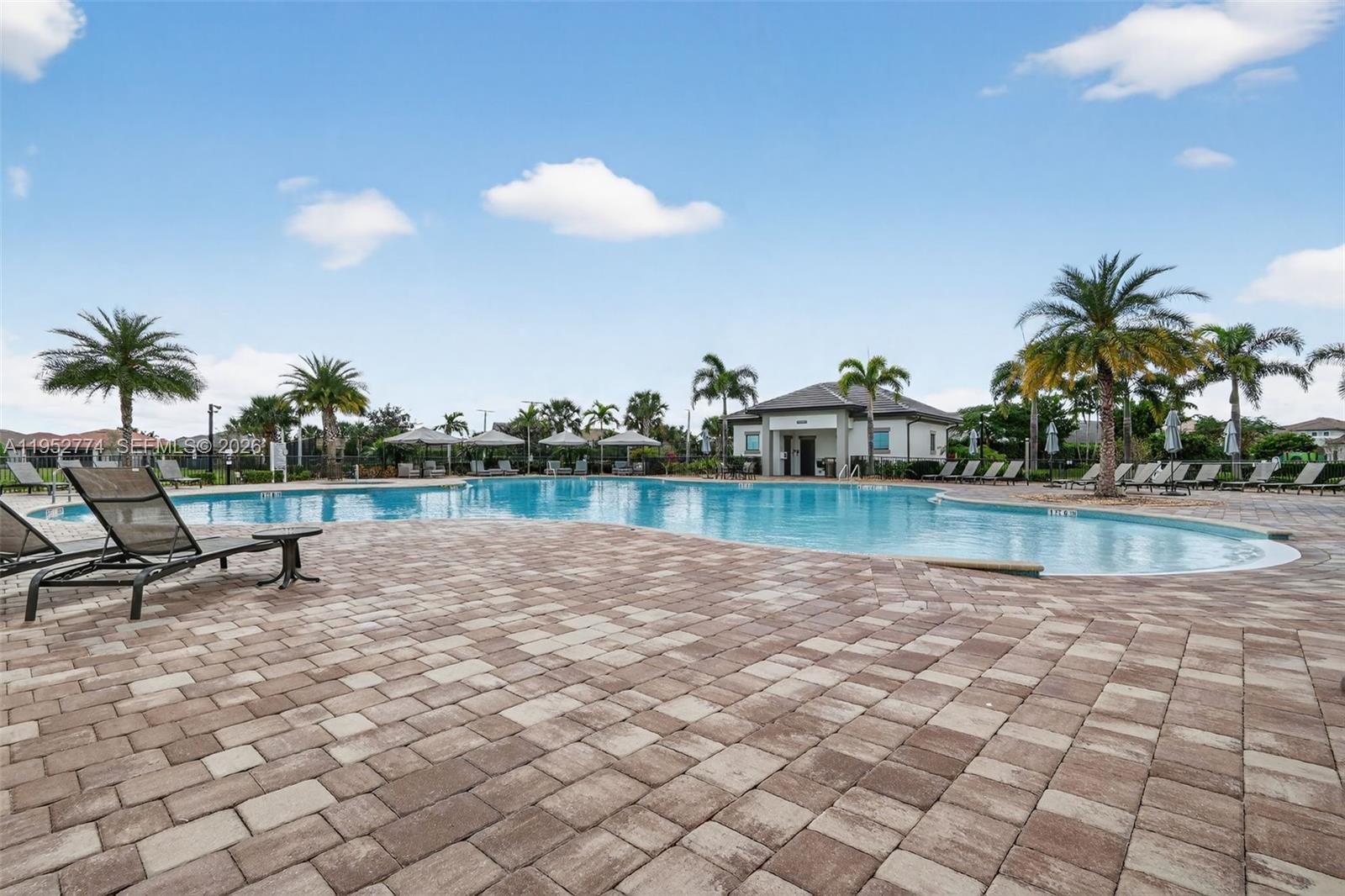 8426 Vaulting Dr
