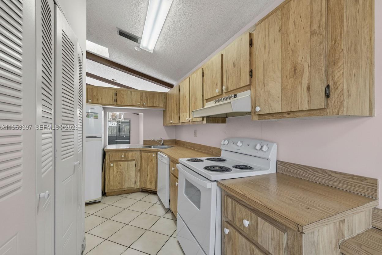 1748 NW 72nd Ave # 84