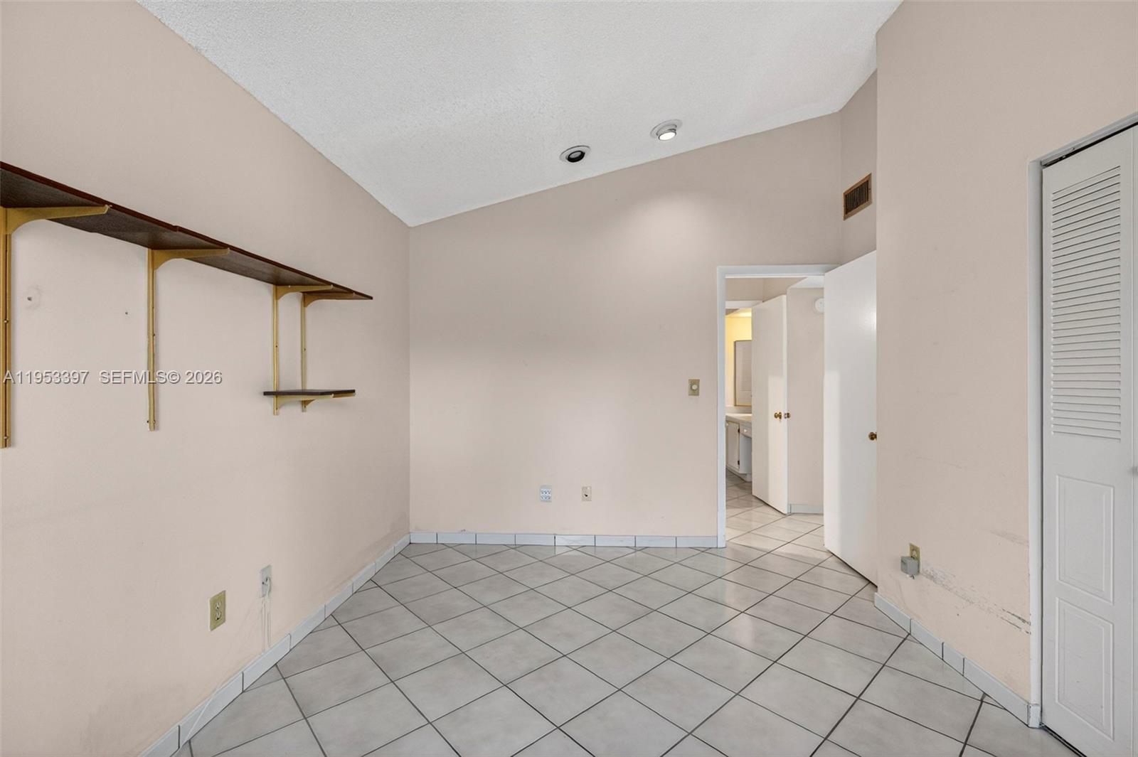 1748 NW 72nd Ave # 84