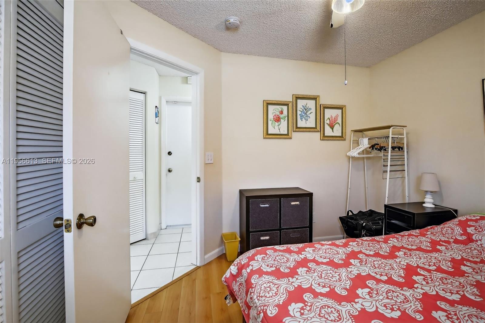 7306 NW 1st Mnr