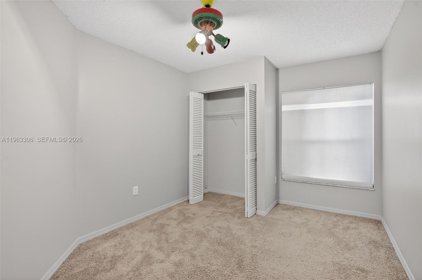 1150 Queen Palm Ct