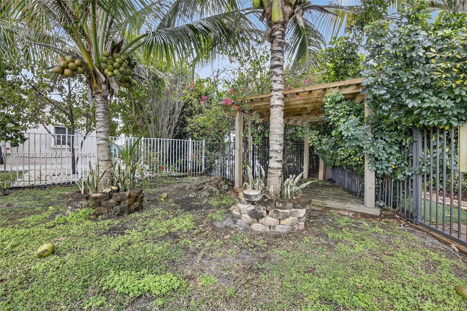 10755 SW 17th Pl