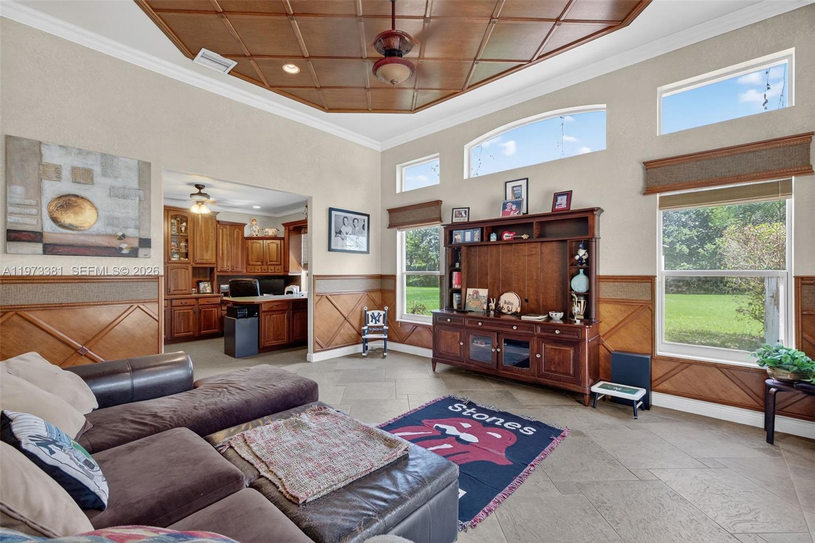 3792 Churchill Downs Dr