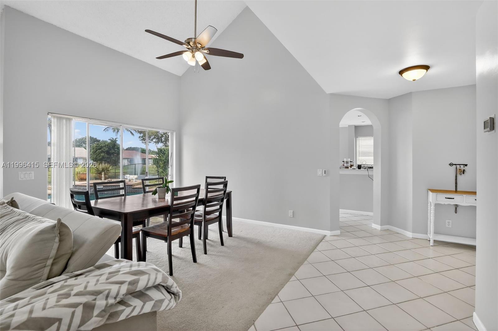 9481 Oak Grove Cir