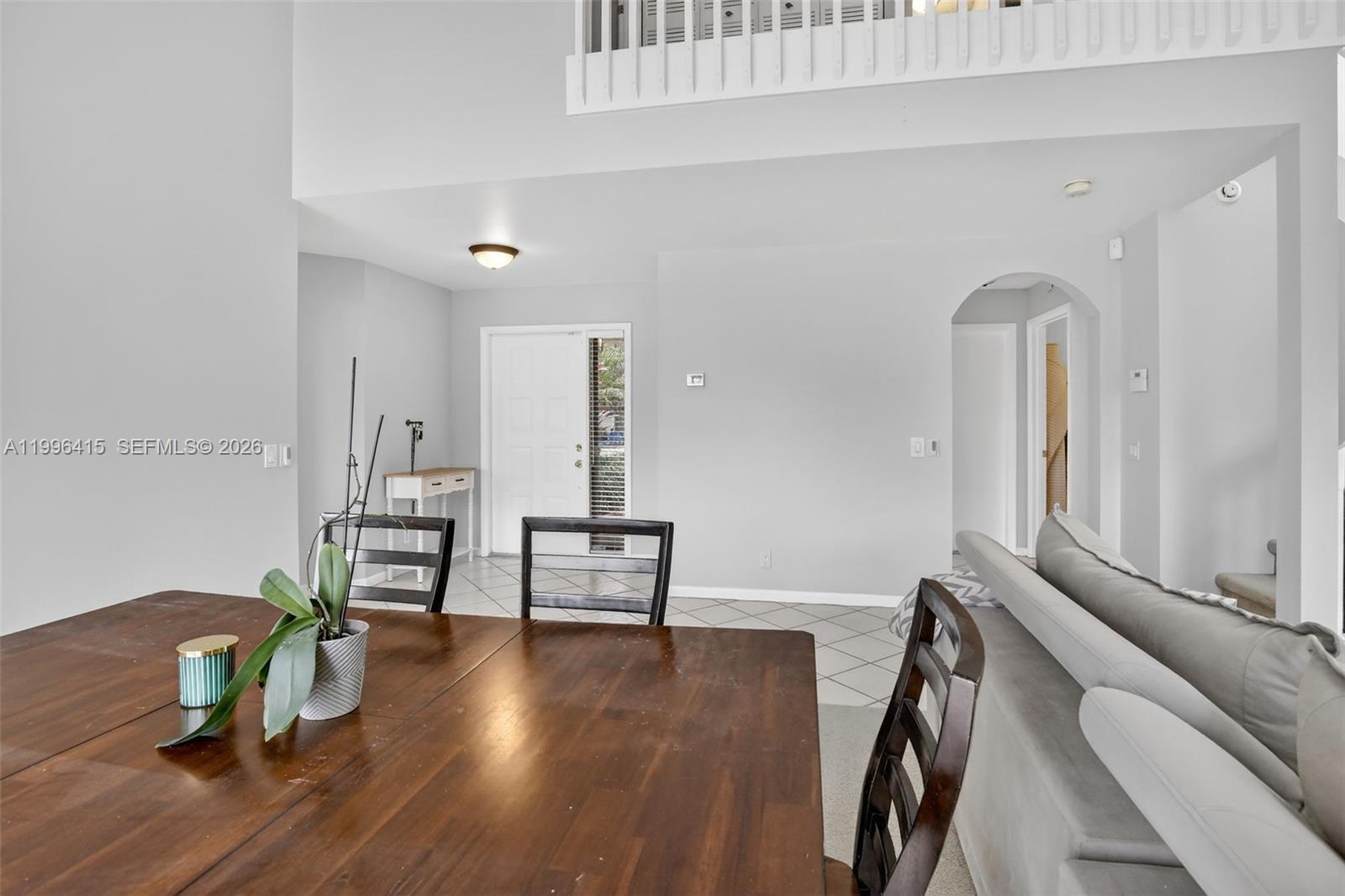 9481 Oak Grove Cir