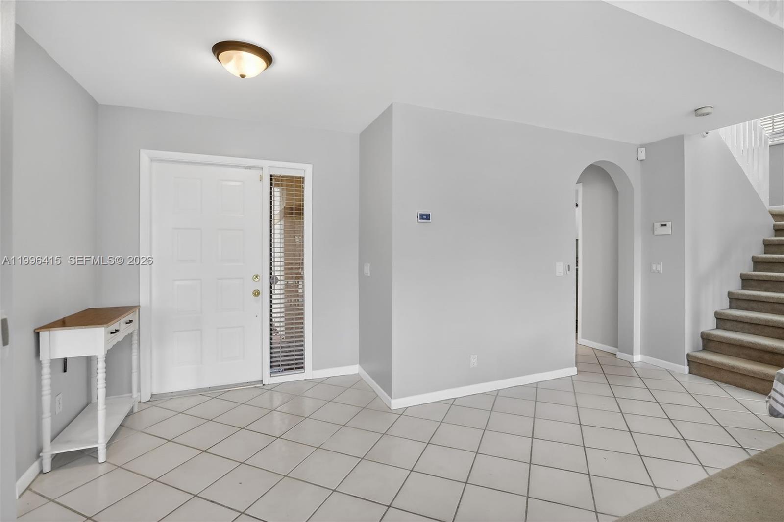 9481 Oak Grove Cir