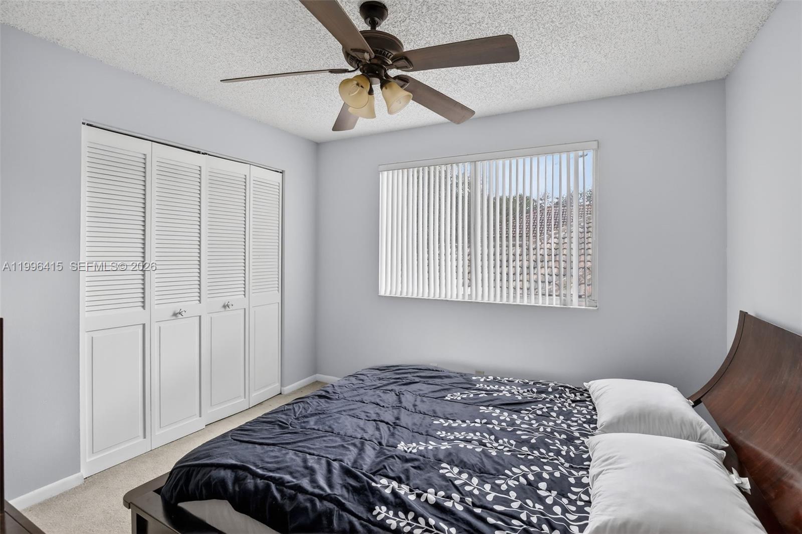 9481 Oak Grove Cir
