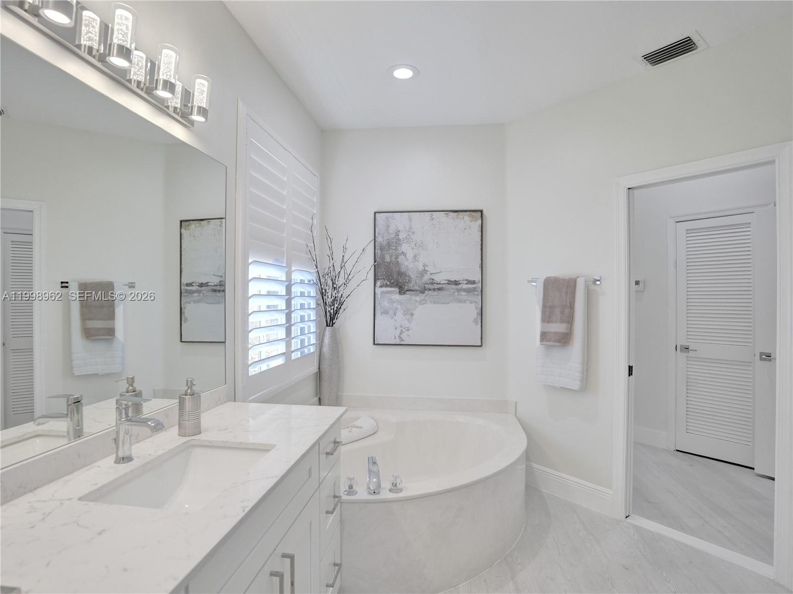 1356 Ginger Cir