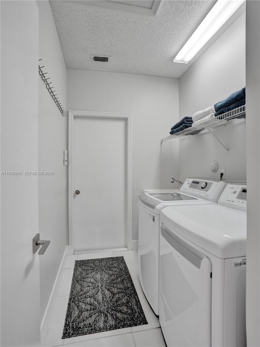 1356 Ginger Cir