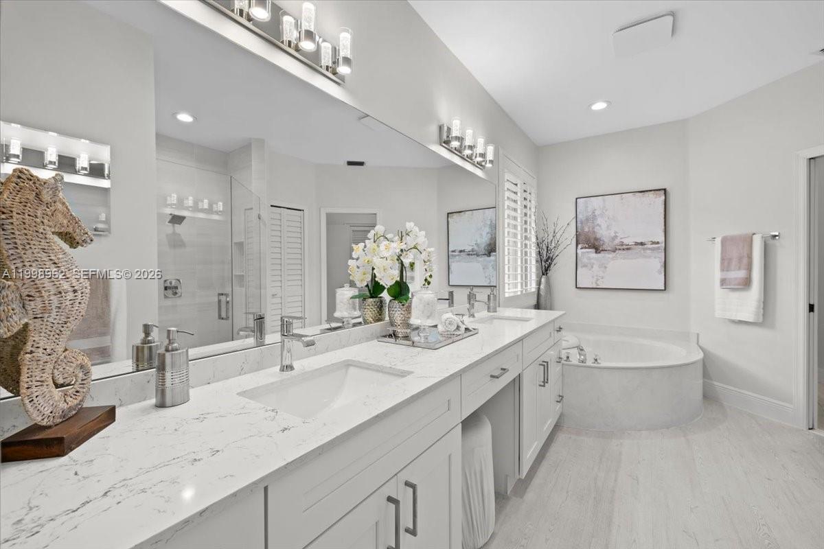 1356 Ginger Cir