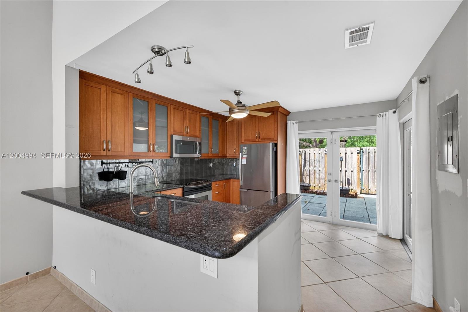 341 City View Dr