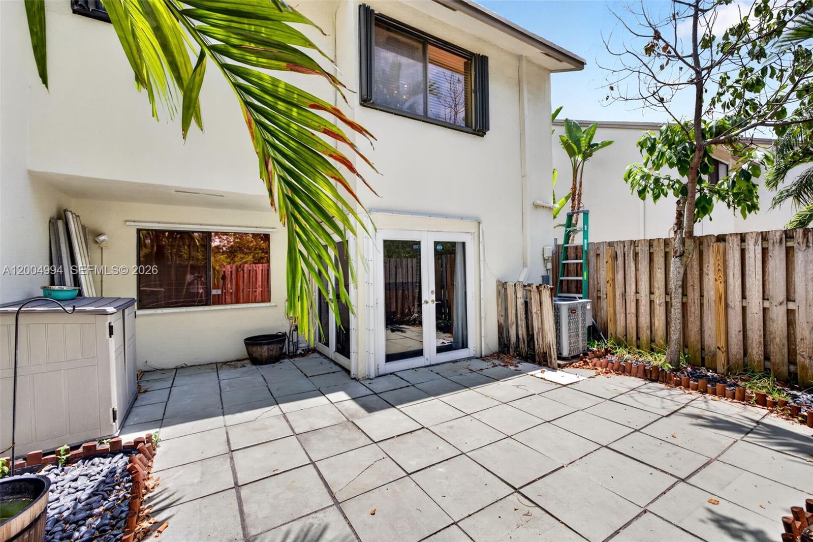 341 City View Dr