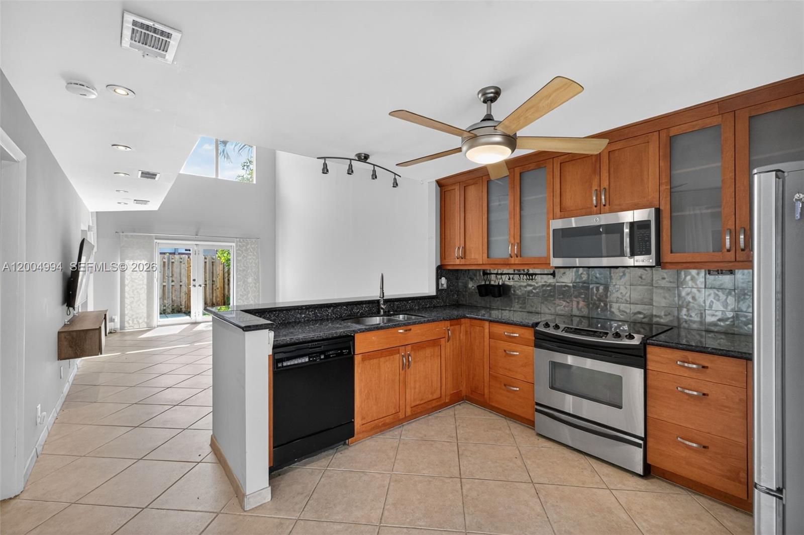 341 City View Dr