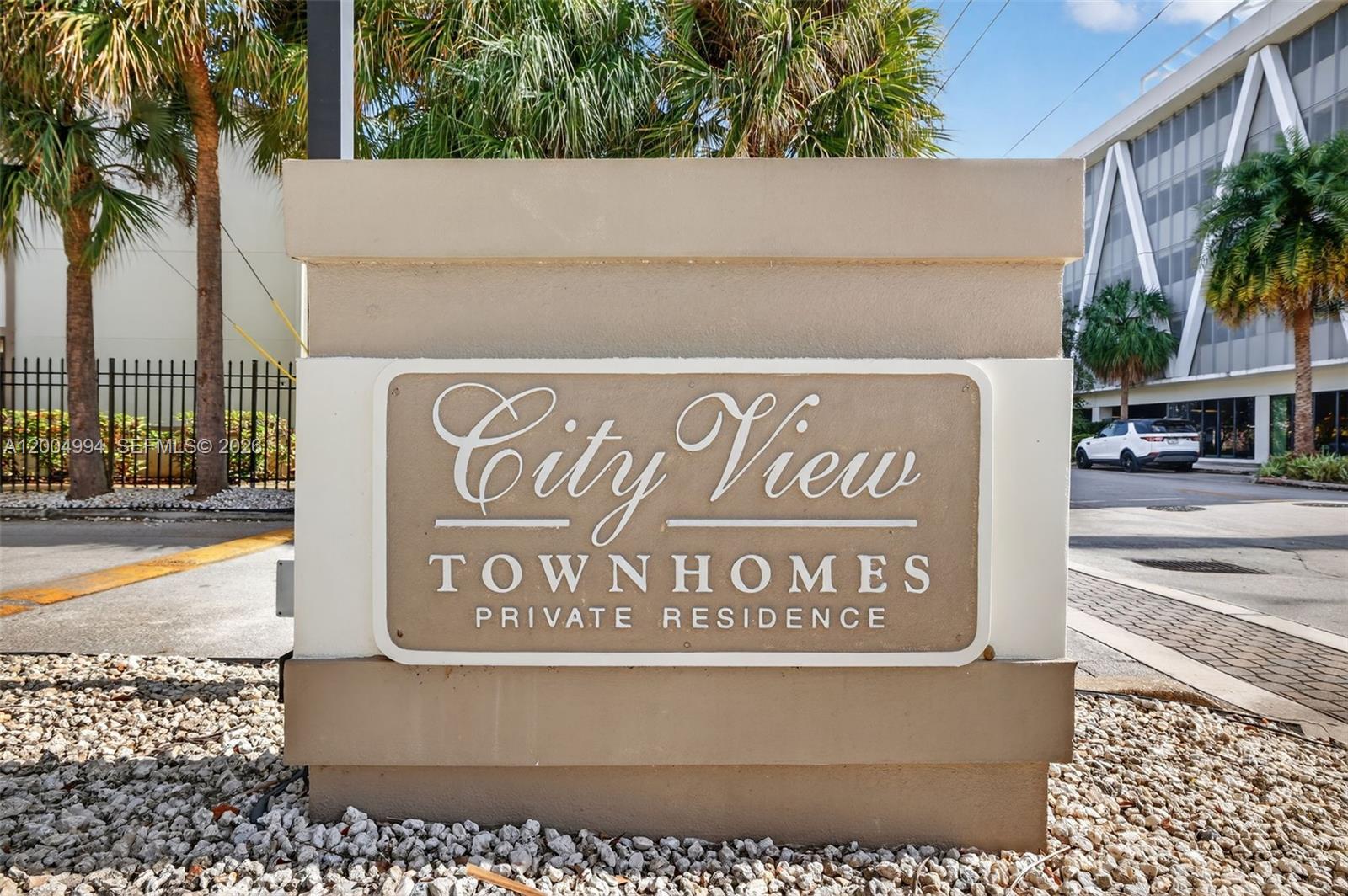 341 City View Dr