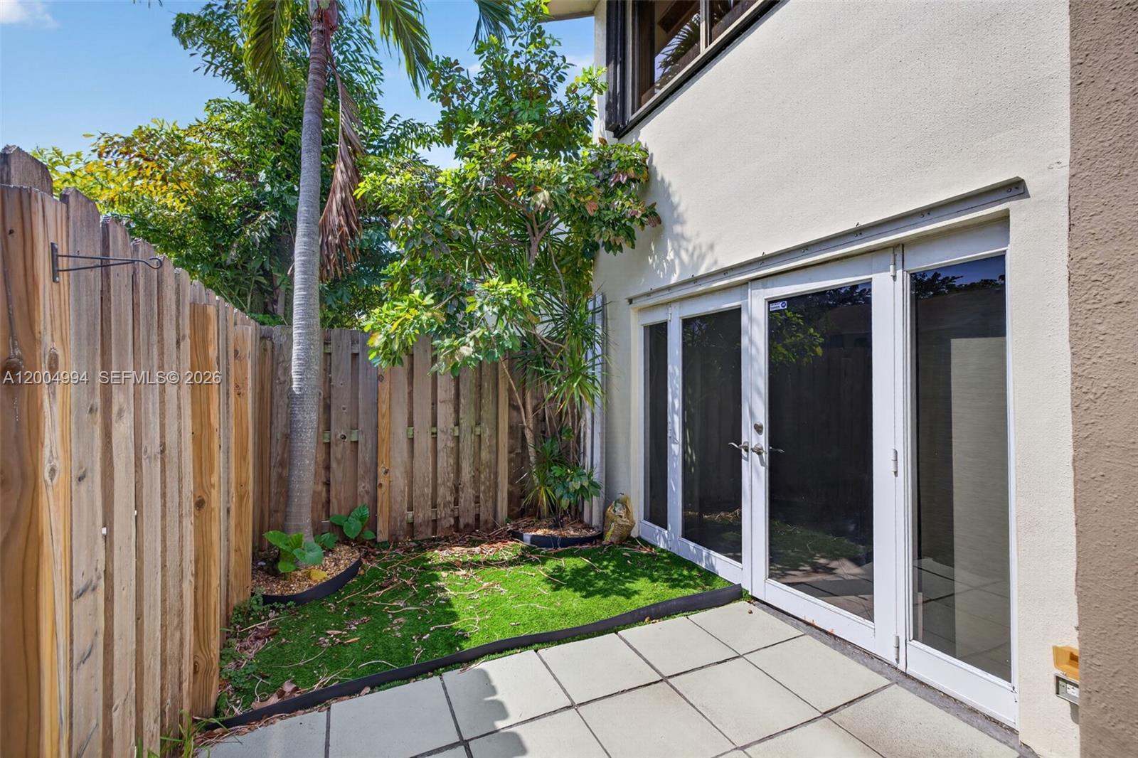 341 City View Dr