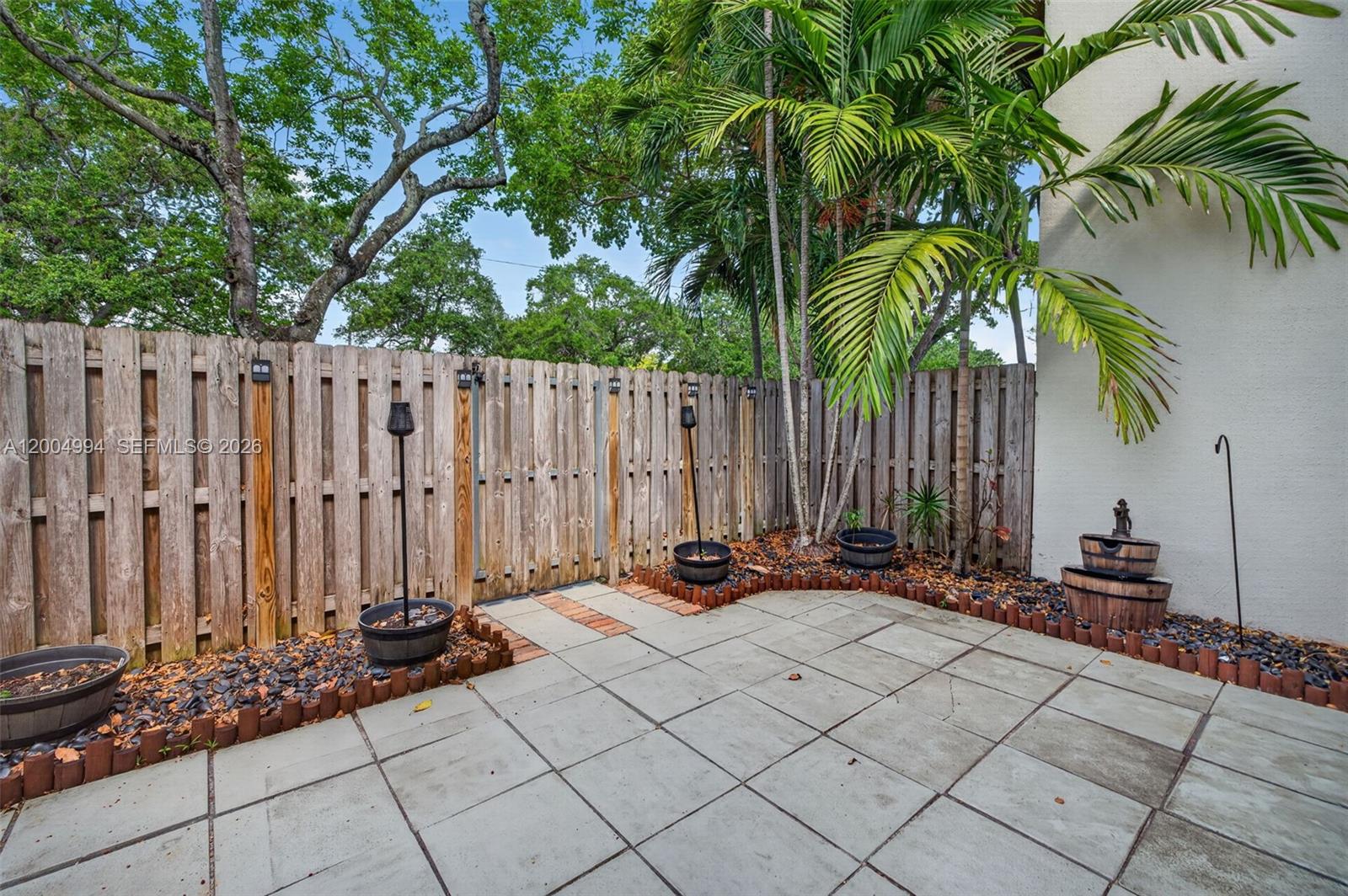 341 City View Dr