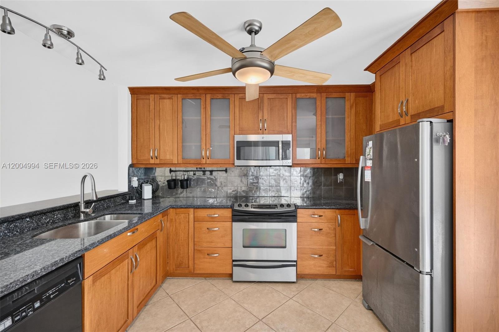 341 City View Dr
